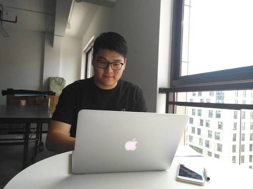 工作照片 工作照片