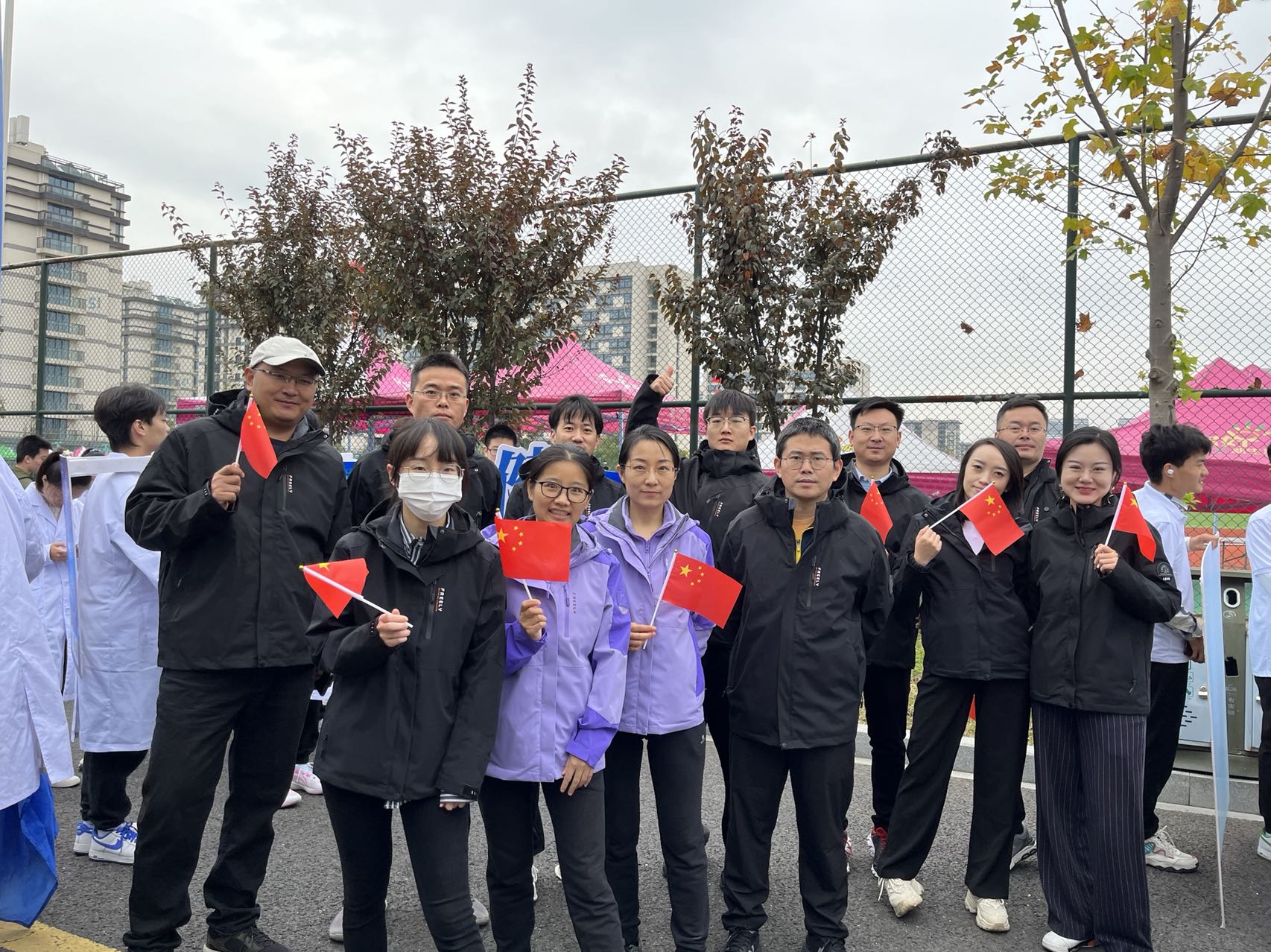 教职工合影 教职工合影