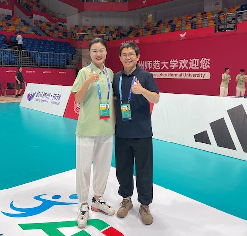 管老师和杨老师 管老师和杨老师