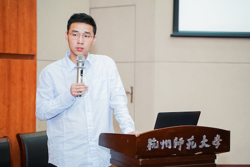 校友陈晓亮回校分享创业经历