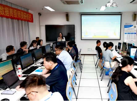 AIGC培训新闻稿v1学院256 AIGC培训新闻稿v1学院256