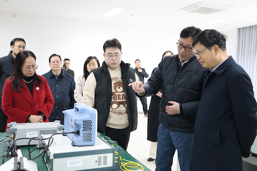 应飙副书记走访传感器国家工程中心杭州分中心